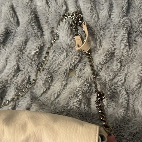 Longchamp leather cross body bag with metal chain - Picture 4 of 13